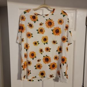 Plus size tee